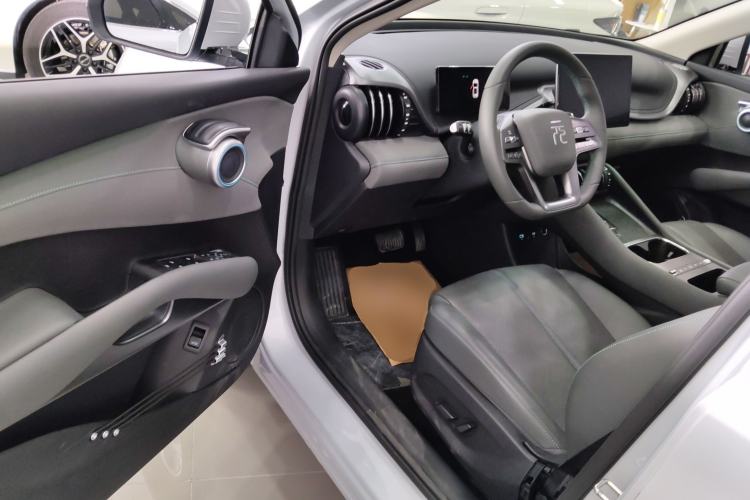 Used BYD Yuan PLUS 2025 Intelligent Driving Version 510 KM Beyond-Grade Edition
