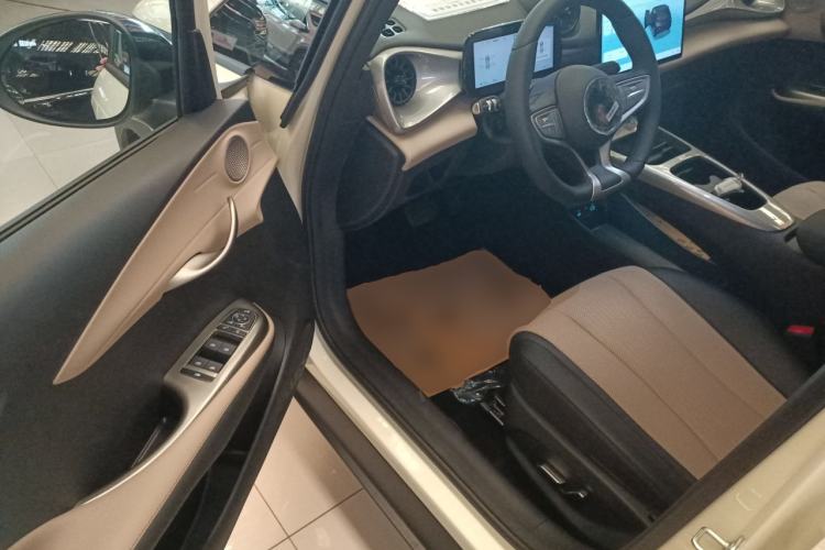 Used BYD Dolphin 2025 Smart Drive Version 420 km Freedom Edition