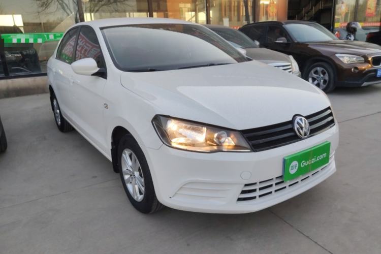 Used Volkswagen Jetta 2015 Value Edition 1.6L Manual Fashionable Style Exterior 1