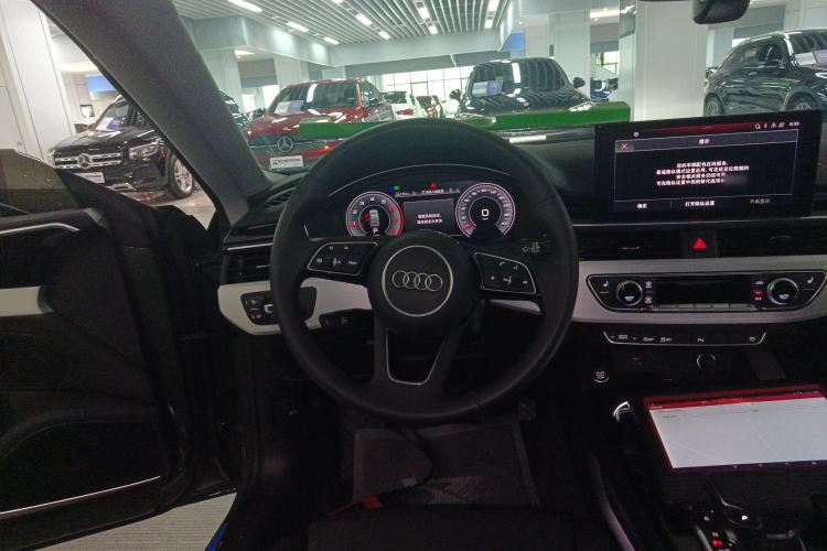 Used Audi A5 2023 Sportback 40 TFSI quattro Luxury Dynamic Edition Steering Wheel