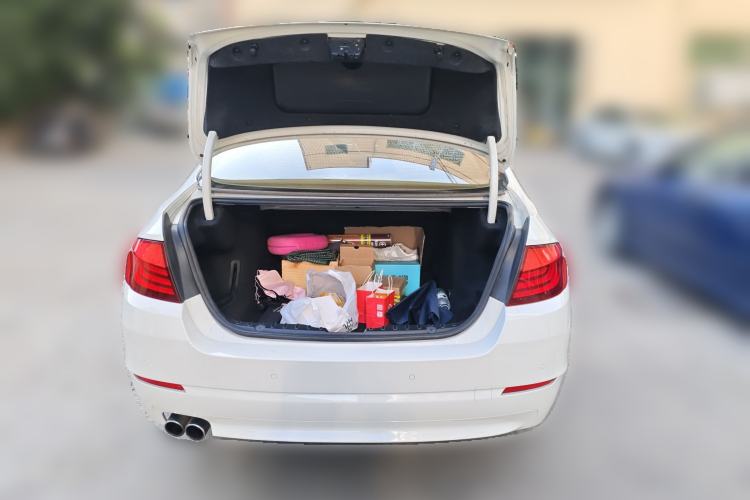 Used BMW 5 Series 2011 523Li Luxury Model
