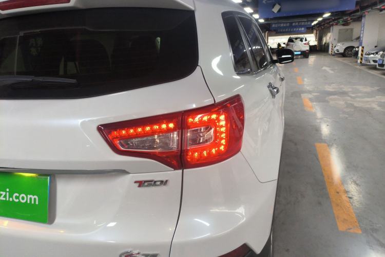 Used Changan CS75 2017 Shangkui Edition 1.5T Manual Fengxiang Model