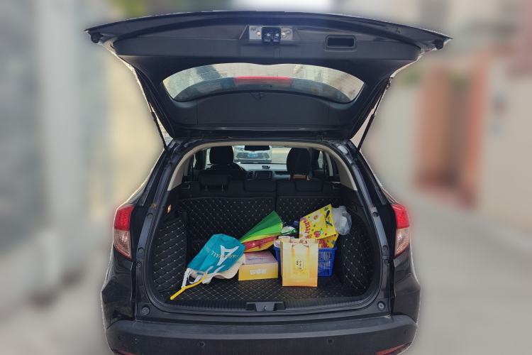 Used Honda Vezel 2015 1.5L CVT two-wheel drive Comfort trim
