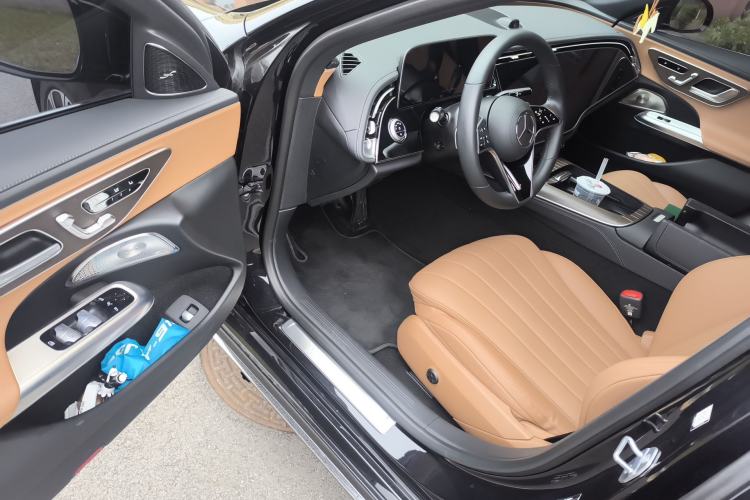 Used Mercedes-Benz E-Class 2024 E 300 L Luxury Model Driver Seat