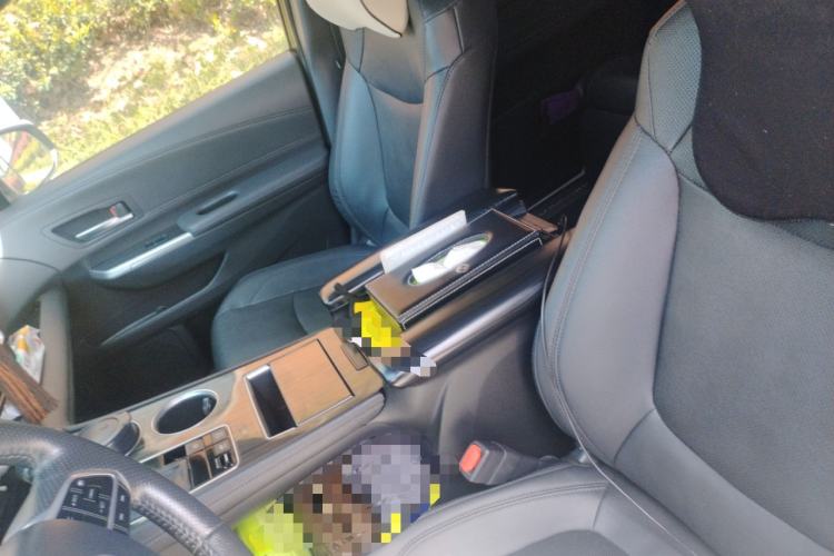 Used Toyota SIENNA 2021 2.5L Hybrid Platinum Edition
