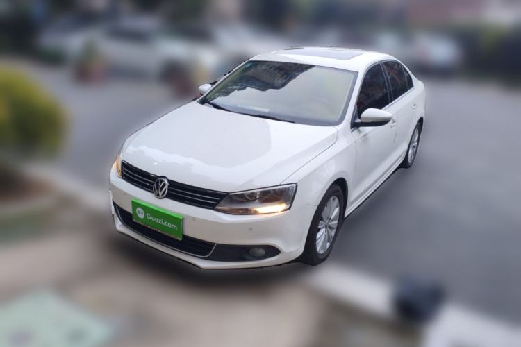 Used Volkswagen Sagitar 2014 1.4TSI Manual Luxury Model