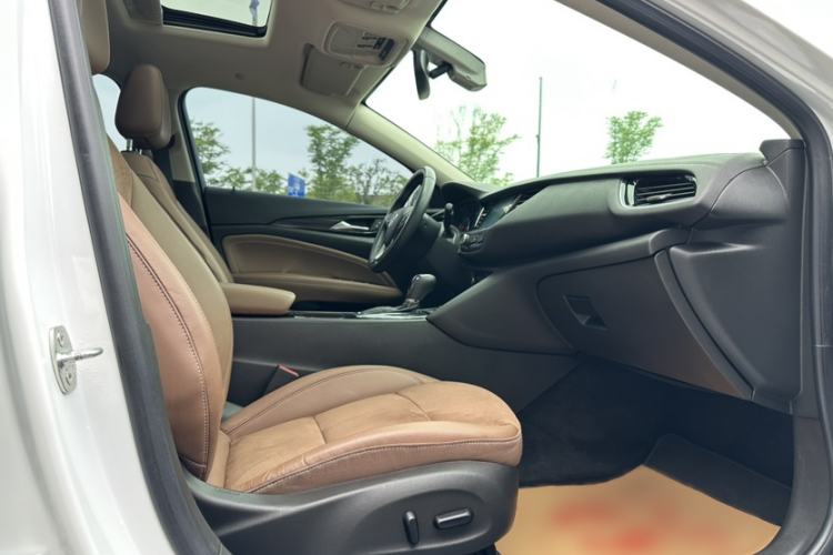 Used Buick Regal 2019 28T Luxury Edition China VI Interior 2