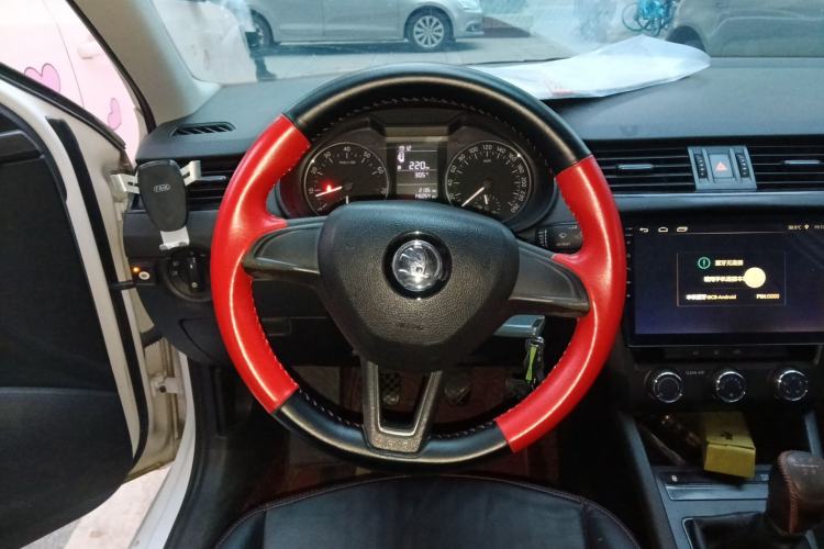 Used Skoda Octavia 2017 Classic Model 1.6L Manual Standard Edition