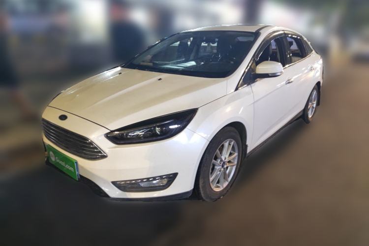 Used Ford Focus 2015 Sedan 1.6L Manual Fashion Edition