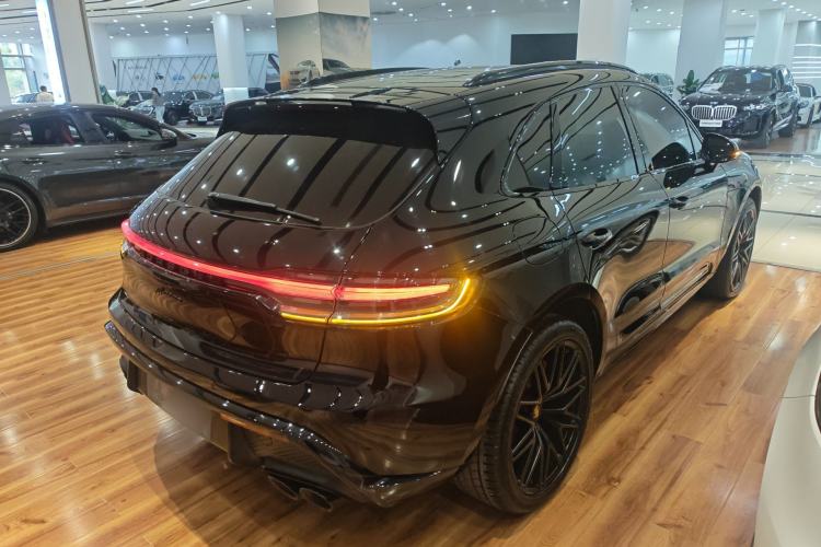 Used Porsche Macan 2022 Macan GTS 2.9T Rear Right 45 Deg