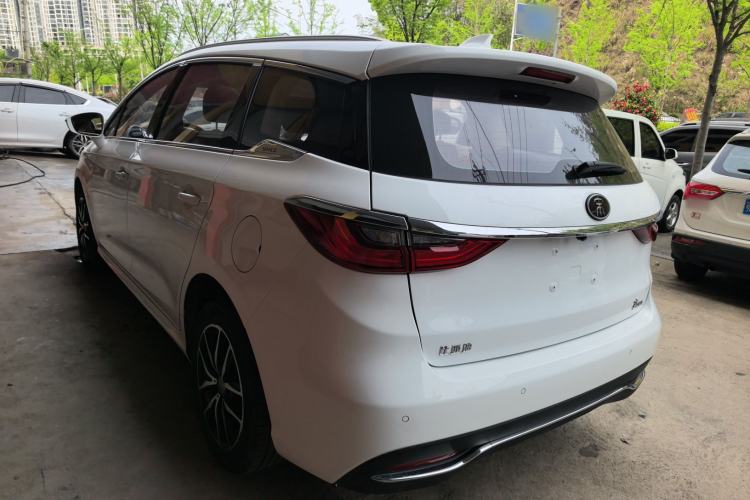 Used BYD Song MAX 2018 1.5T Automatic Smart Connect Luxury 6-Seater Rear Left 45 Deg