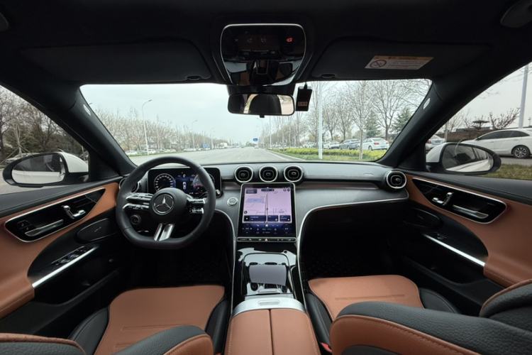 Used Mercedes-Benz C-Class 2023 C 200 L Sport Edition Interior 1