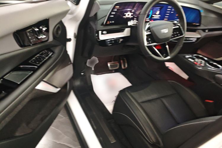 Used Cadillac OPTIQ 2024 Standard Range Version