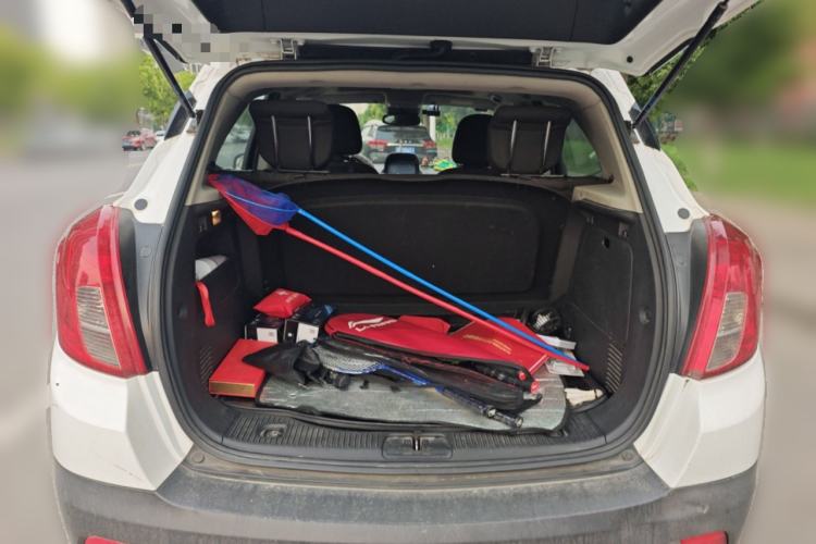 Used Buick Encore 2015 1.4T Automatic Two-Wheel Drive Urban Elite Version Trunk