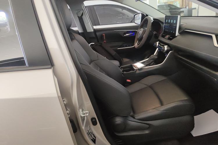 Used Toyota Wildlander 2020 2.0L CVT Two-Wheel Drive Luxury Edition
