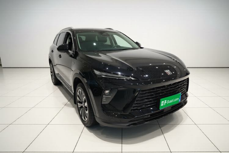 Used Buick Envision 2025 Encore Plus 28T Two-Wheel-Drive Platinum Edition
