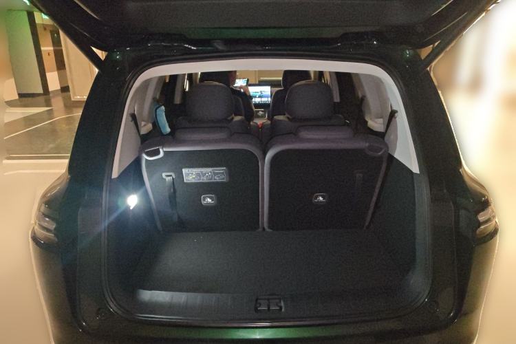 Used Leapmotor C16 2026 All-Electric 630 LiDAR Zhizun Edition 6 Seats Trunk