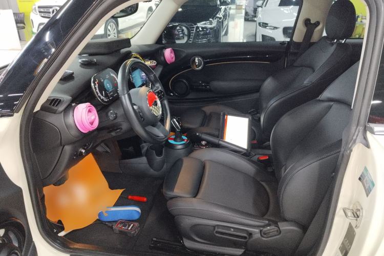 Used MINI MINI 2022 1.5T COOPER Classic Edition
