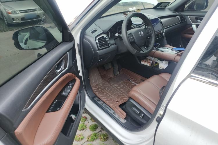 Used Honda UR-V 2020 370TURBO Two-Wheel Drive Luxury Edition
