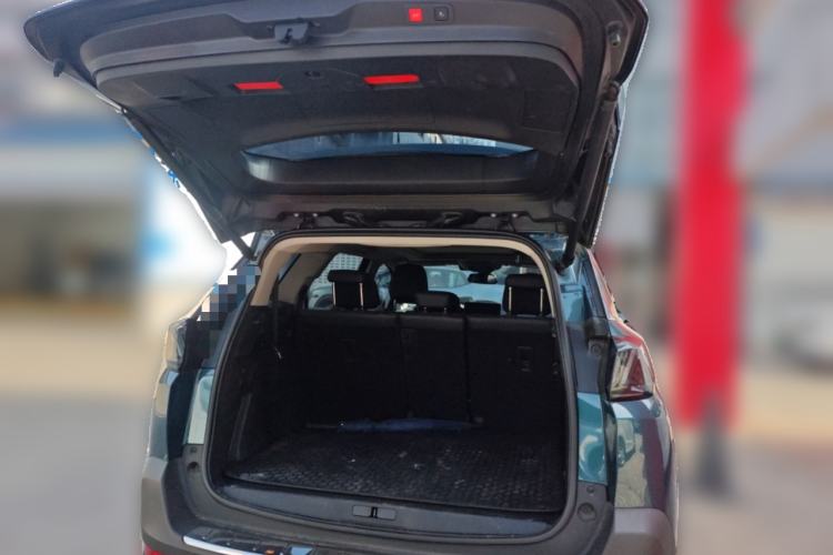 Used Peugeot 5008 2023 400THP Passionate Full-Seat Edition 7 Seats Trunk