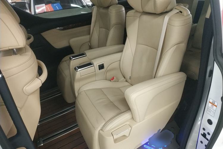 Used Toyota Alphard 2021 Dual-Engine 2.5L Luxury Edition Left Rear Seat