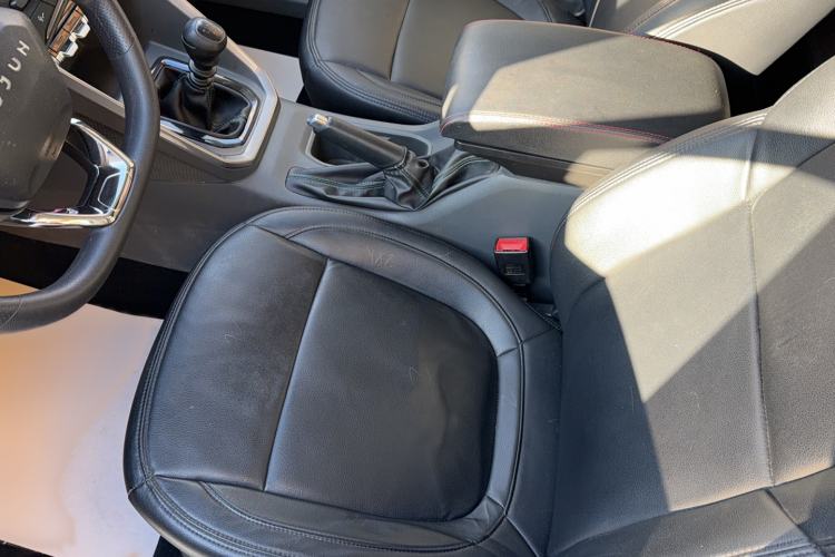 Used Baojun RS-3 2020 1.5L Manual Smart Comfort Edition
