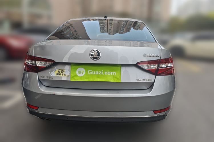 Used Skoda Superb 2016 TSI330 DSG Innovation Edition
