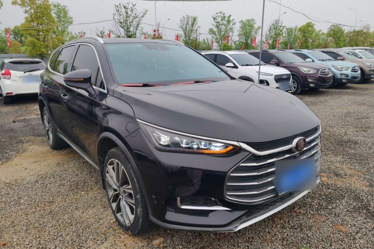 Used BYD Tang 2018 2.0T Automatic SmartConnect Prestige 7-Seater China V Standard Front Right 45 Deg