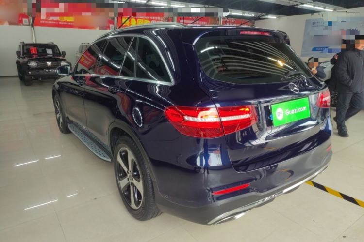 Used Mercedes-Benz GLC 2018 GLC 260 4MATIC Luxury Model
