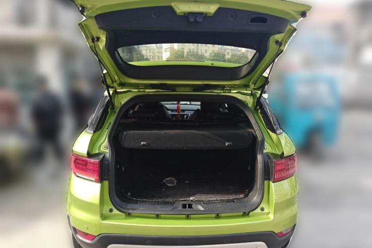 Used Land X7 2015 2.0T Panoramic Prestige Edition