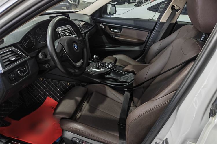 Used BMW 3 Series 2019 320Li Fashion Model Interior 4