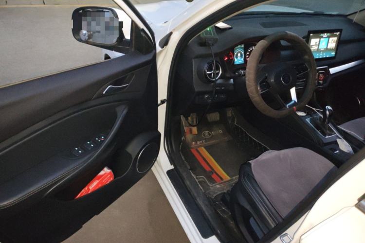 Used BYD Song 2021 Classic Edition 1.5T Automatic Elite Model
