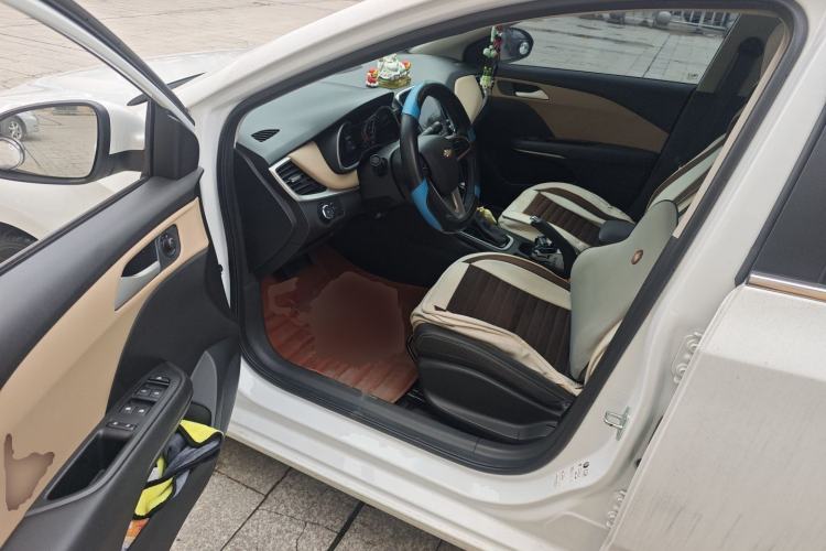 Used Chevrolet Monza 2020 320 Automatic Enjoyment Edition Driver Seat