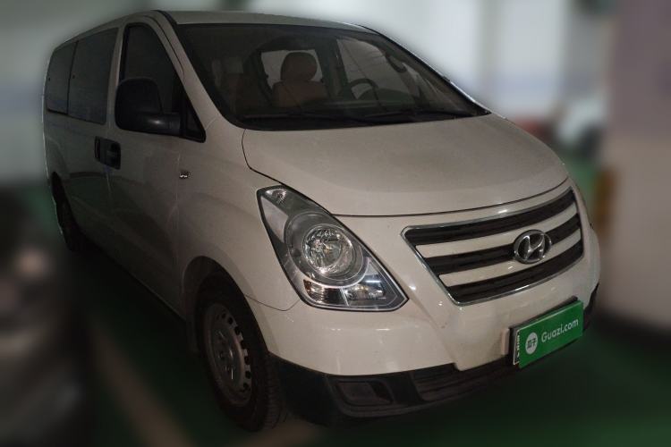 Used Hyundai H-1 Starex 2011 2.4L Comfort Edition
