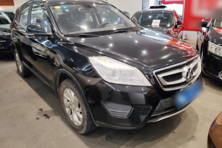 Used BAIC Senova X65 2015 2.0T manual Comfort trim level
