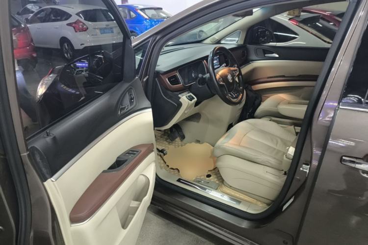 Used Buick GL8 2017 25S Prestige Version China V Standard
