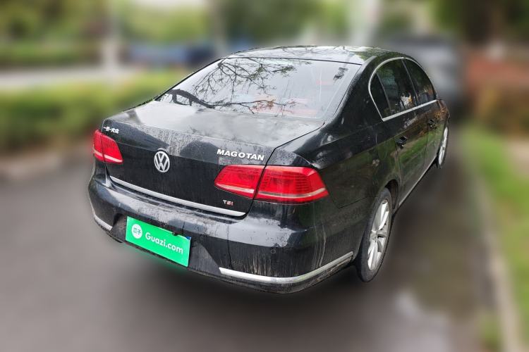 Used Volkswagen Magotan 2012 1.8TSI Prestige Model Rear Right 45 Deg