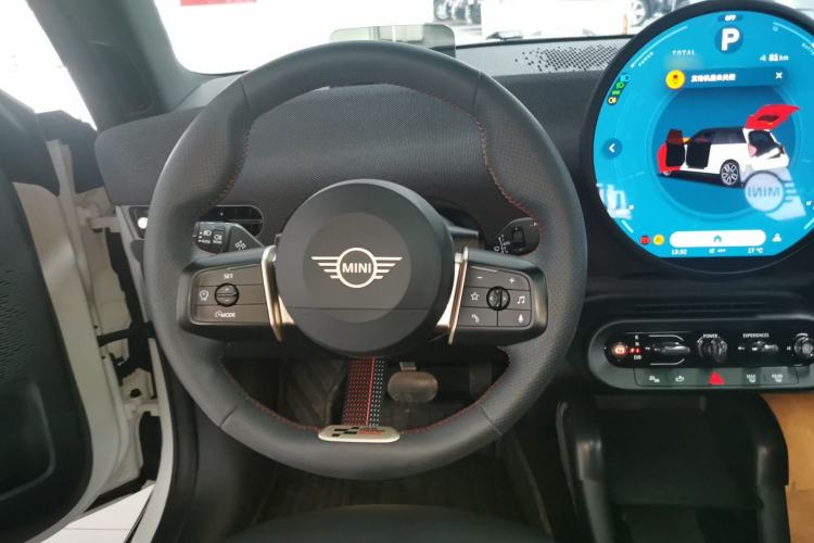 Used MINI Electric COOPER 2024 452km COOPER SE Racing Driver

