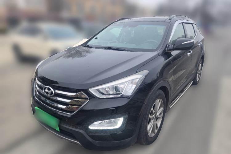 Used Hyundai Santa Fe 2013 2.0T Automatic All-Wheel Drive Top Trim