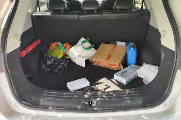 Used Roewe RX5 2016 20T Two-Wheel Drive Manual Transmission Internet Smart Edition
