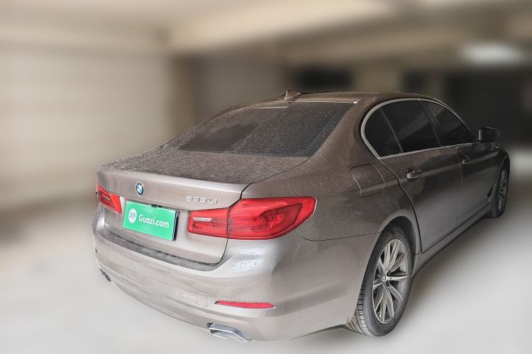 Used BMW 5 Series 2018 528Li Launch Special Edition Rear Right 45 Deg
