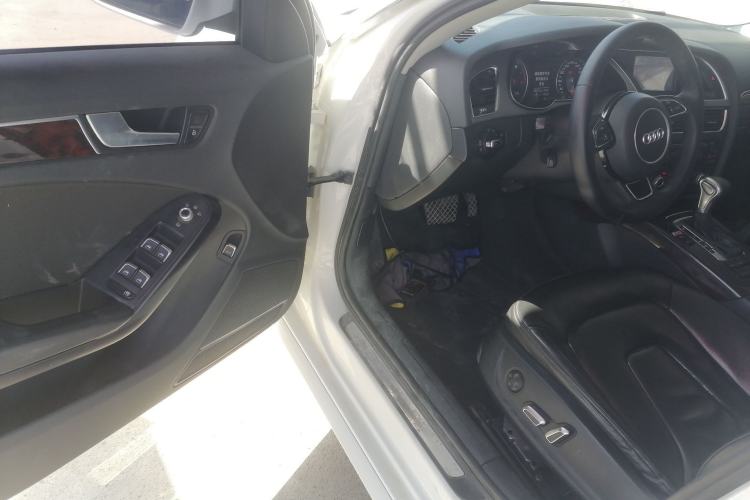 Used Audi A4L 2015 35 TFSI Automatic Comfort Model
