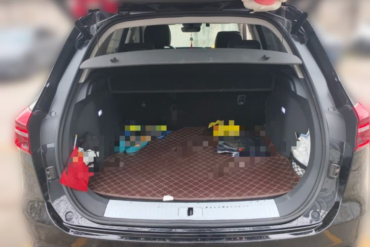 Used Hongqi HS5 2019 2.0T Smart Connect Flagship Edition Trunk