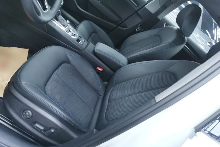 Used Audi A3 2020 Limousine 35 TFSI Fashion Edition China VI Emission Standard Left Front Seat