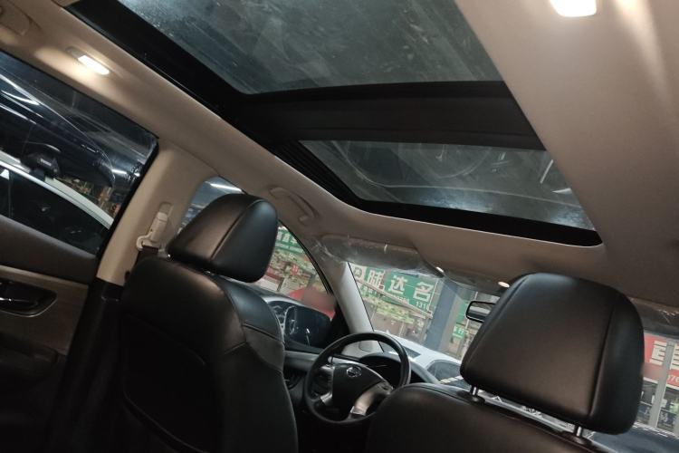 Used Nissan Murano 2021 2.5L XL Two-Wheel Drive Smart Connect Luxury Edition Headliner