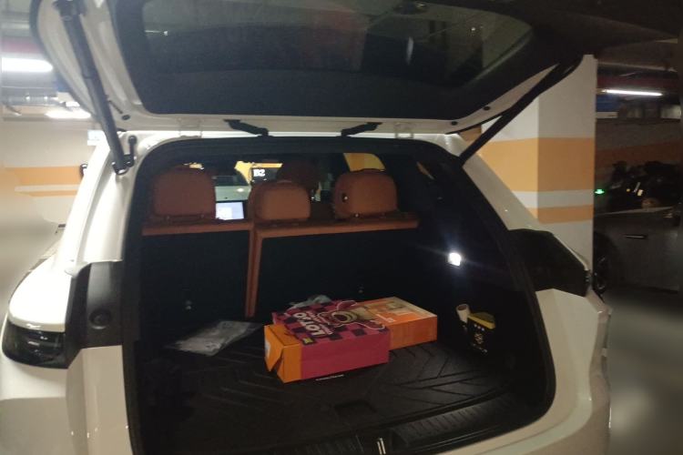 Used Li Auto L6 2024 Max Trunk