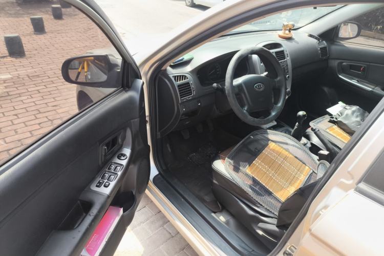 Used Kia Cerato 2012 1.6L MT GL
