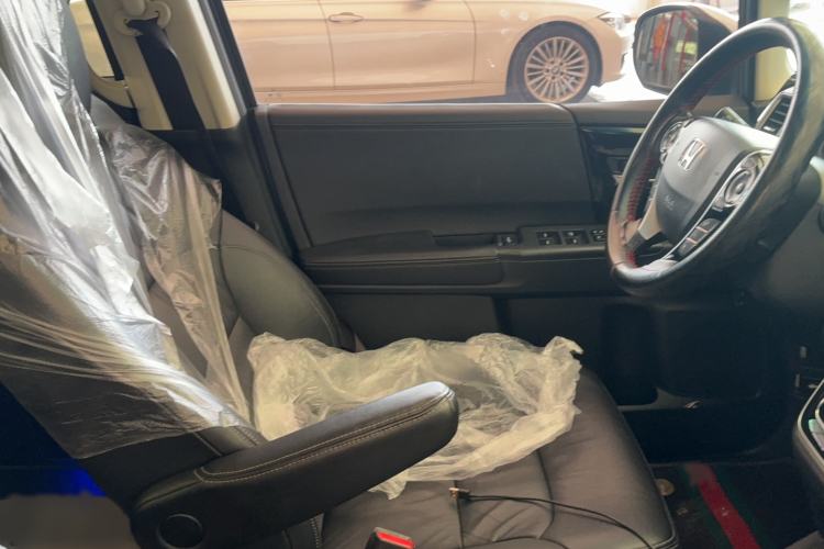 Used Honda Elysion 2019 2.0L Hybrid Luxury Edition
