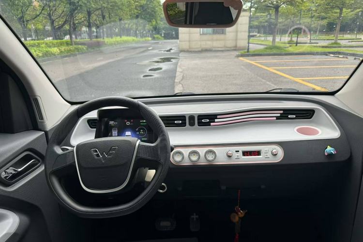 Used Wuling Hongguang MINIEV 2021 Macaron Premium Model – Lithium Iron Phosphate