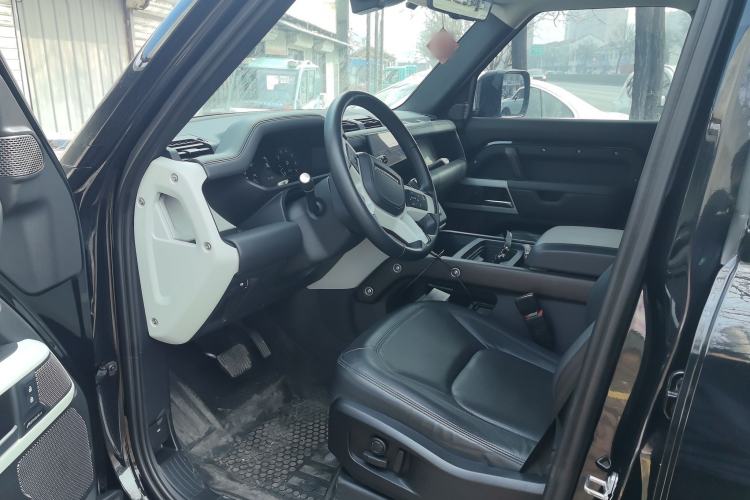 Used Land Rover Defender 2023 Facelift 110 3.0T P400 Dark Edition